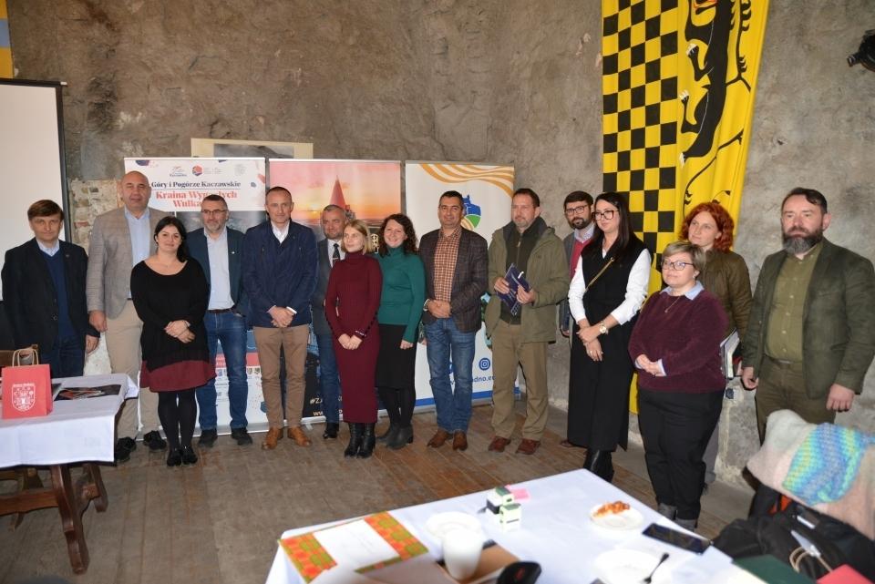 Przepis na hit: wulkaniczny geopark plus marka UNESCO
