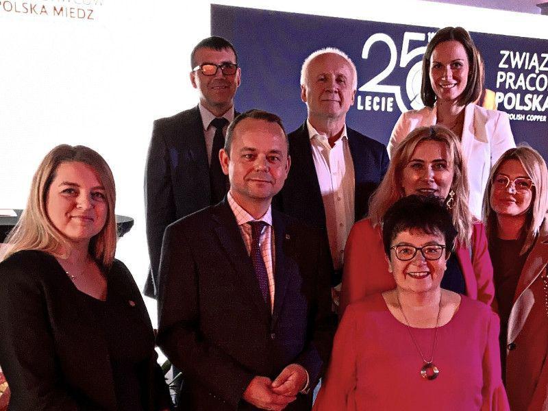 Od 25 lat łączą pracodawców