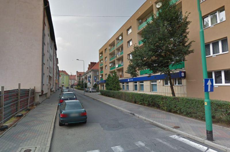 Karty są, ale czy działają? Afera o parkowanie w Złotoryi