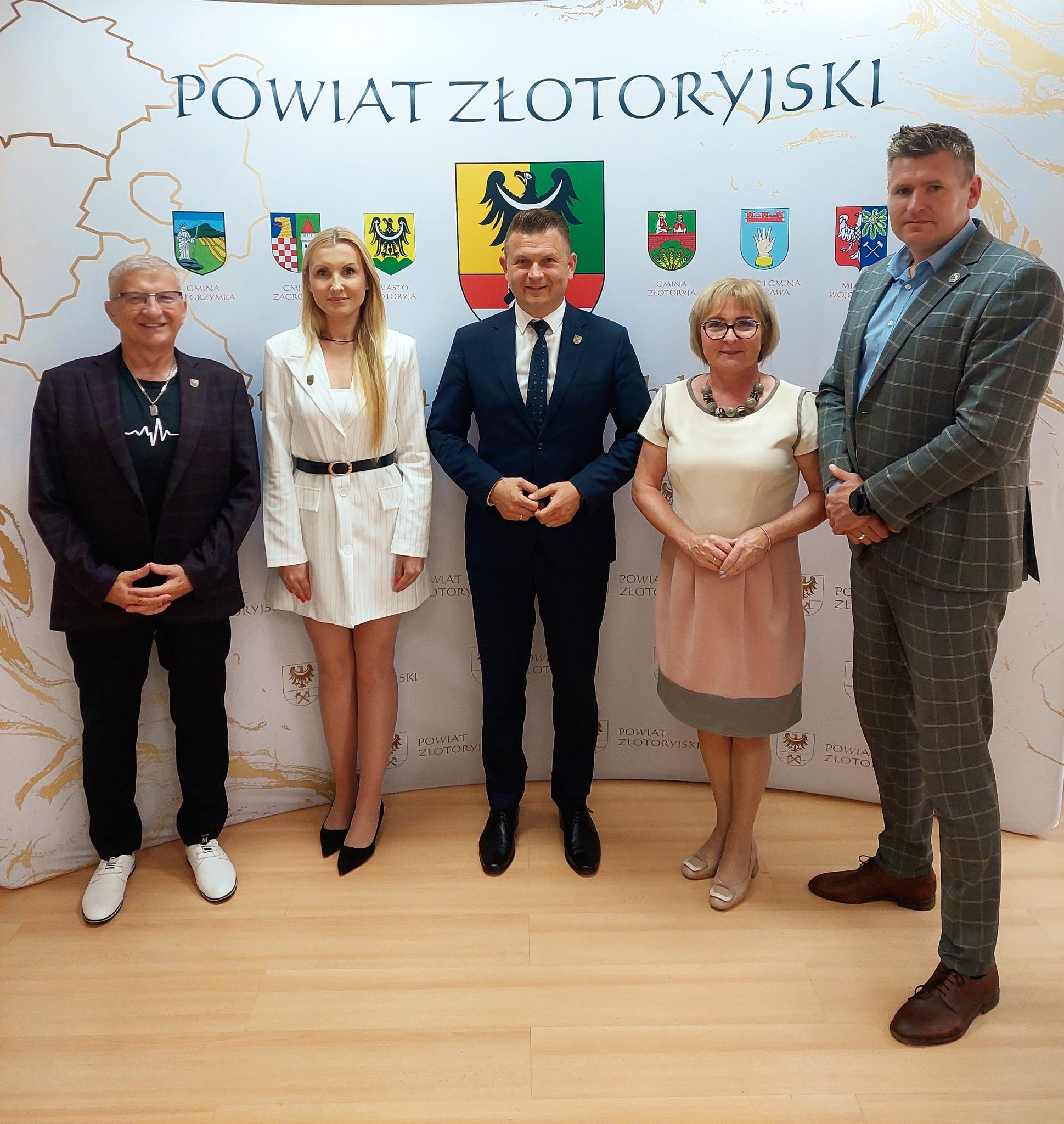 Zarząd Powiatu Złotoryjskiego z absolutorium i wotum zaufania!