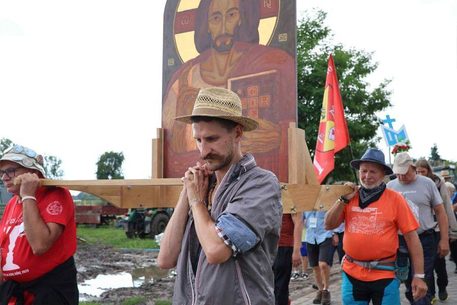Legnicki artysta i jego film w Indiach walczą o nominację do Oscara