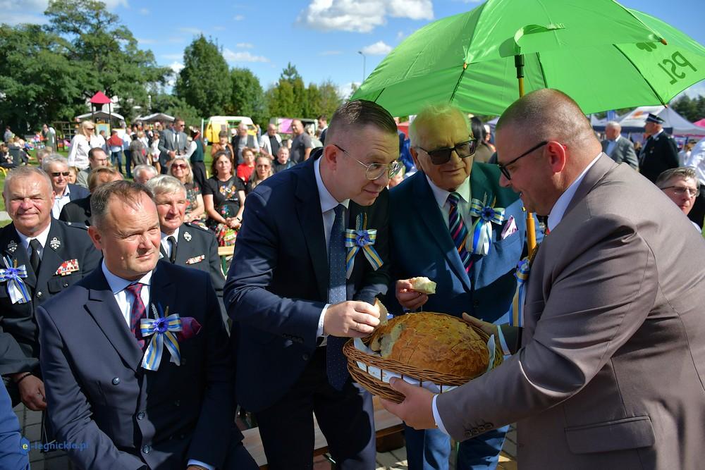 Wielka układanka przed 2027 już ruszyła. KO razem z PSL? Czy raczej z Morawieckim?