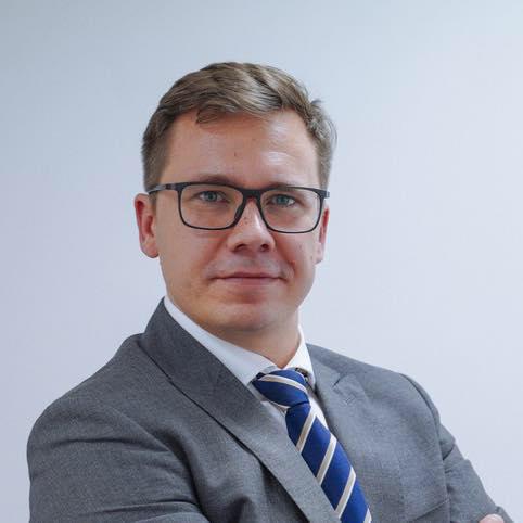 Wojna o basen trwa. Radny opozycji nie dopuszczony do głosu!