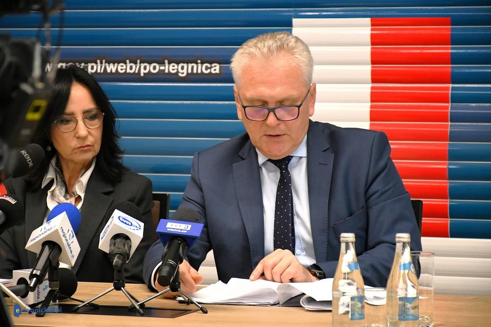 8400 spraw w pół roku. Na biurku głośne śledztwa(FOTO)