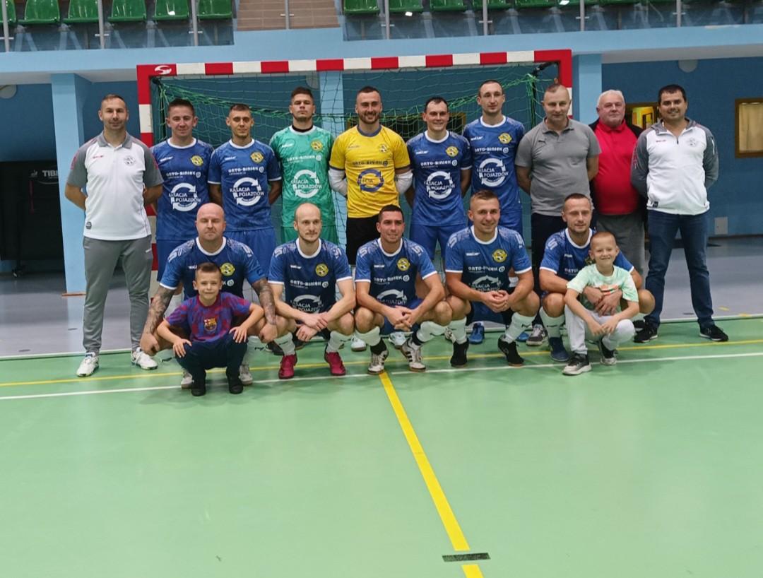 "Domówka" na wyjeździe nie jest dla FUTBOL 5 problemem... Awans w PP