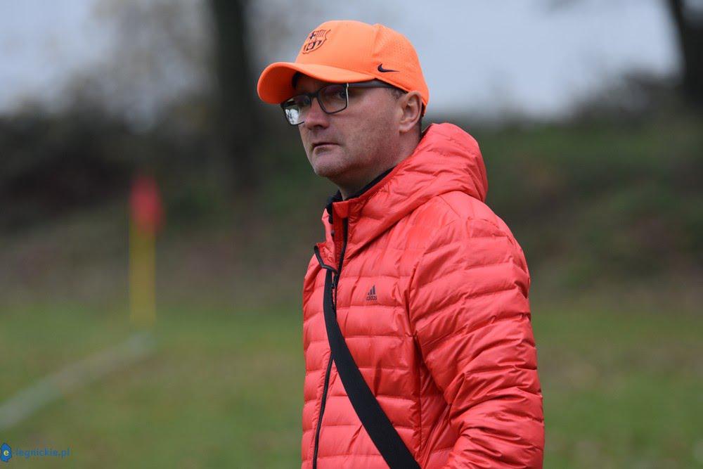 Trudna misja M. Zielenia w Chojnowiance. Uda się odbudowa zespołu?