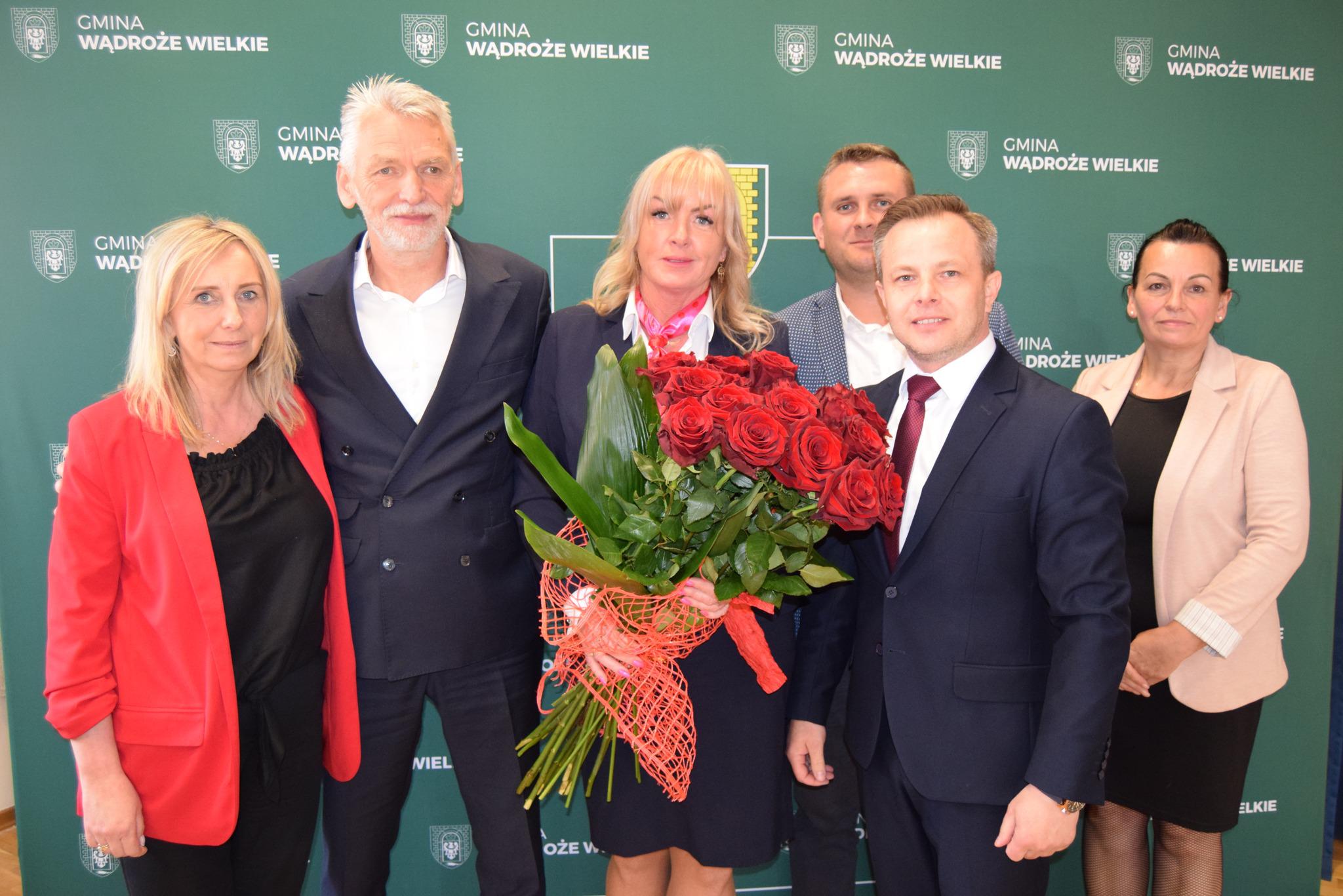 Wotum zaufania i absolutorium dla E.Jedleckiej