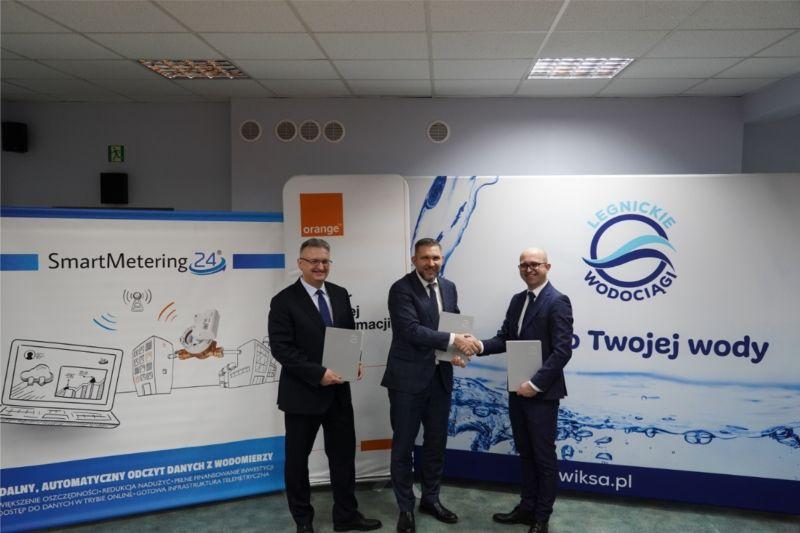 Smart Water w Legnickich Wodociągach. Zyskają klienci (FOTO)
