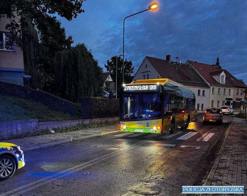 Potrącenie na przejściu dla pieszych w Złotoryi