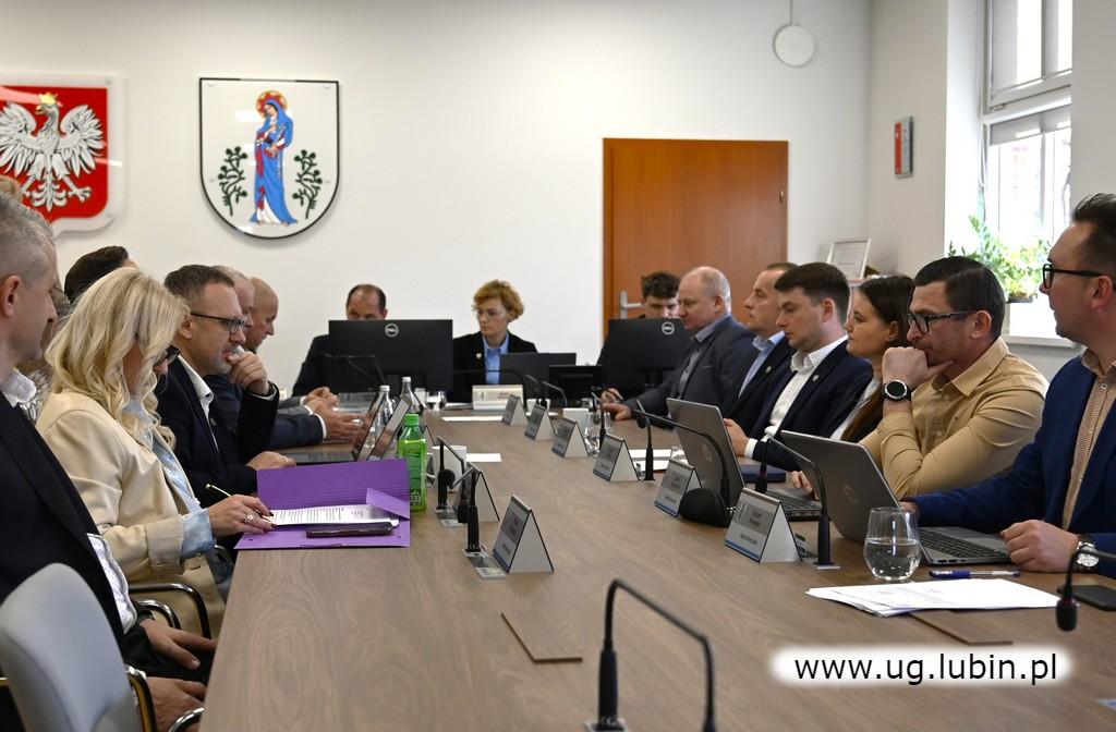 Więcej pieniędzy na inwestycje w gminie Lubin