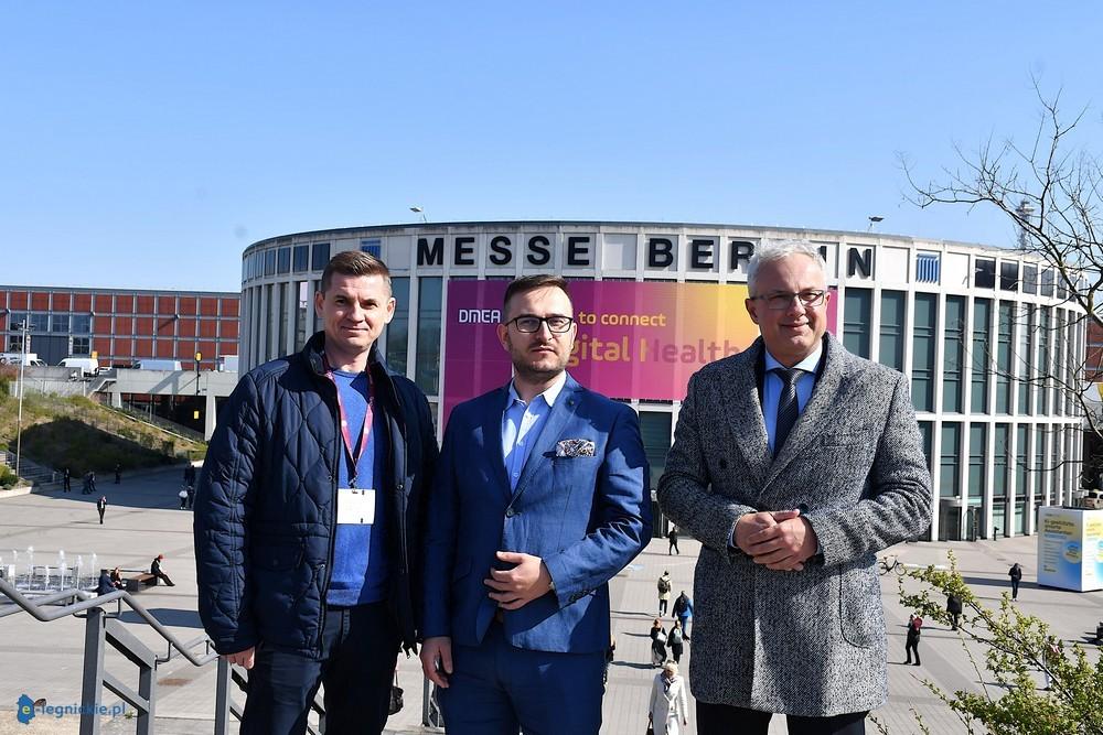 Szpital kupuje robota i będzie robił 300 operacji rocznie