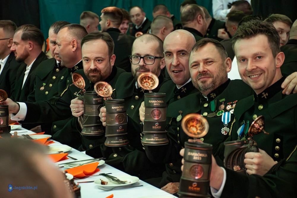 Karczma piwna Związku Zawodowego Pracowników Dołowych(FOTO) 