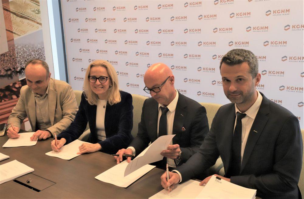 KGHM odnawia długoterminowy kredyt konsorcjalny o wartości 1,5 mld USD
