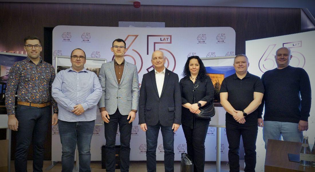 Historia i teraźniejszość Zagłębia Miedziowego w obiektywie pracowników. 65 lat KGHM