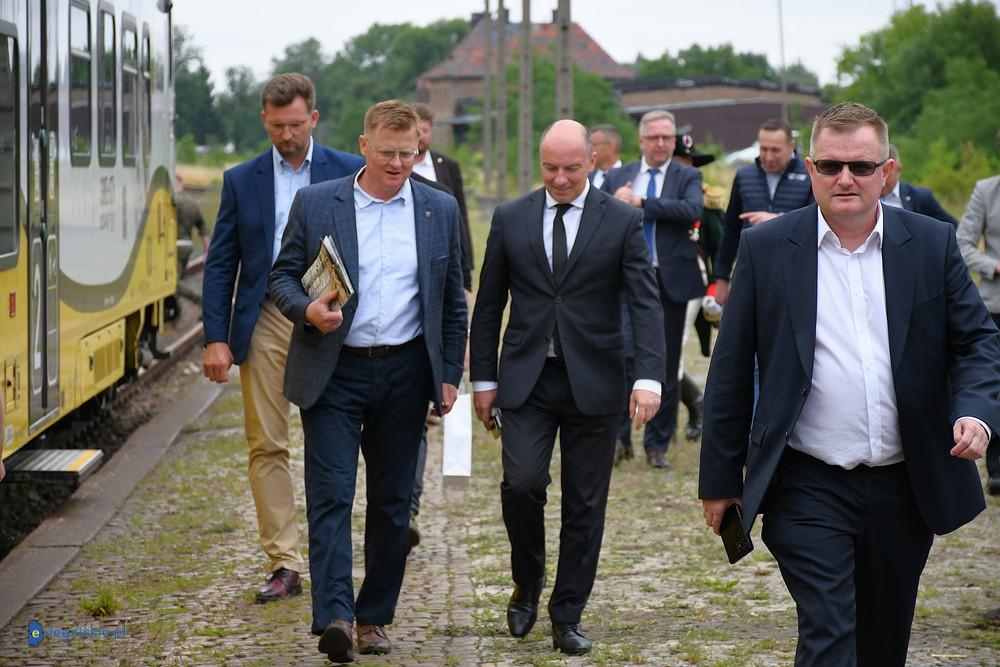 Kolej wróci do Gaworzyc, Niegosławic i Szprotawy. Konkrety po przejeździe specjalnym KD (FOTO)