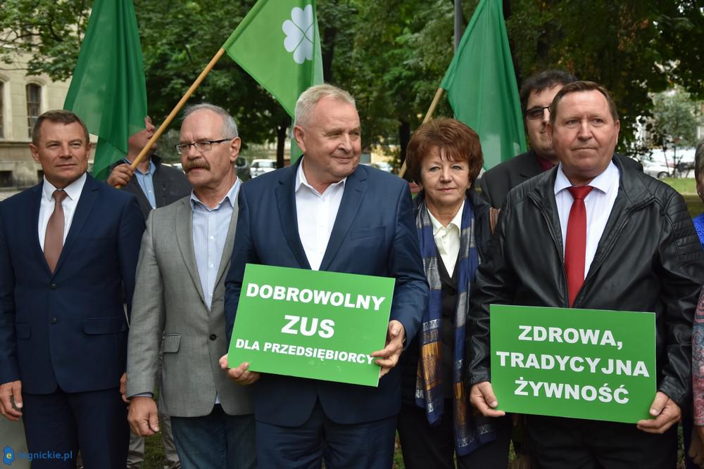Polska ma Kukiza a my sok z... Żuka. Czy Kosiniak-Kamysz przeprosi T.Samborskiego?