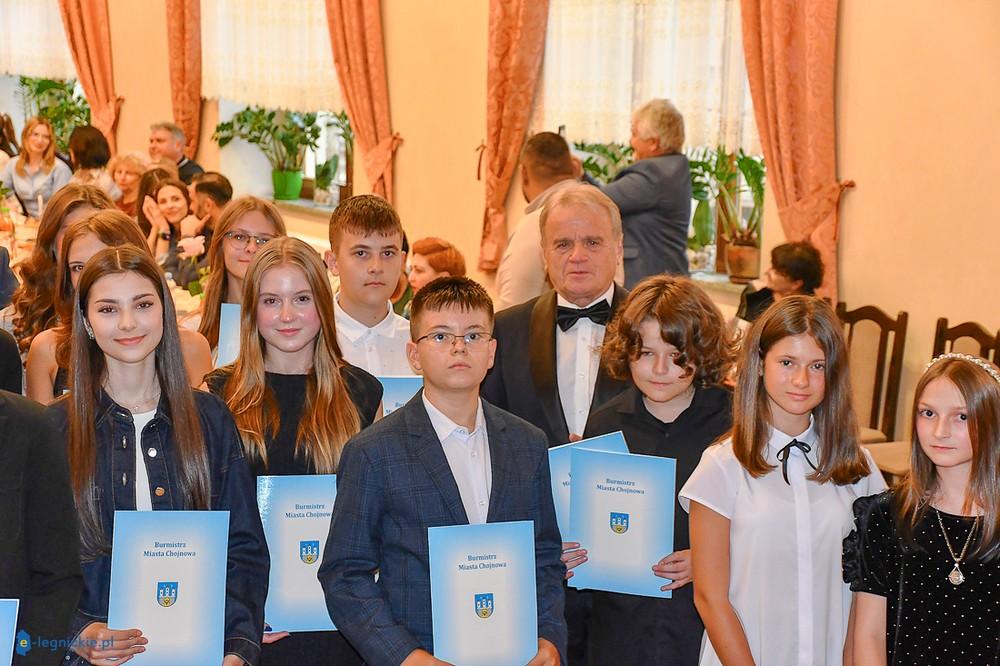 W Chojnowie rozdano stypendia burmistrza (FOTO)