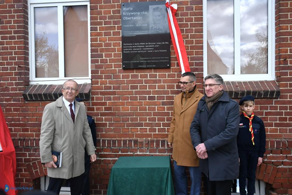 Upamiętnili pierwszą po wojnie nauczycielkę w Mikołajowicach (FOTO)