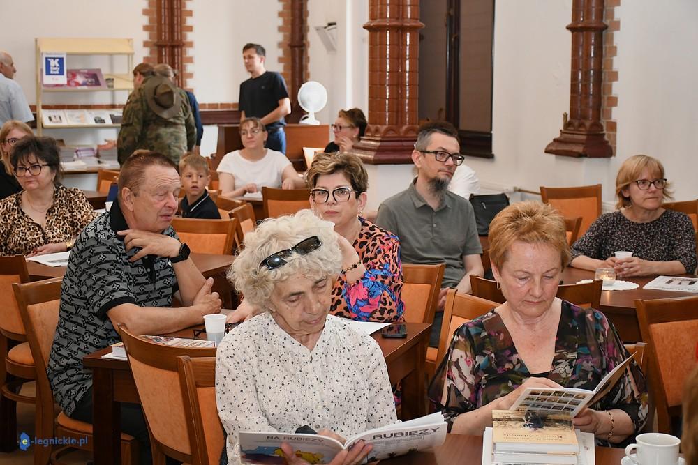 Targi Książki Kresowej w Legnicy. „To wydarzenie przeciwko kłamstwu i obłudzie” (FOTO)