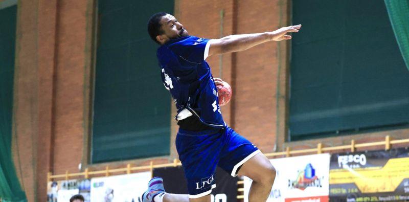 Walka o utrzymanie trwa. Siódemka Miedź gra w sobotę z Kielcami !