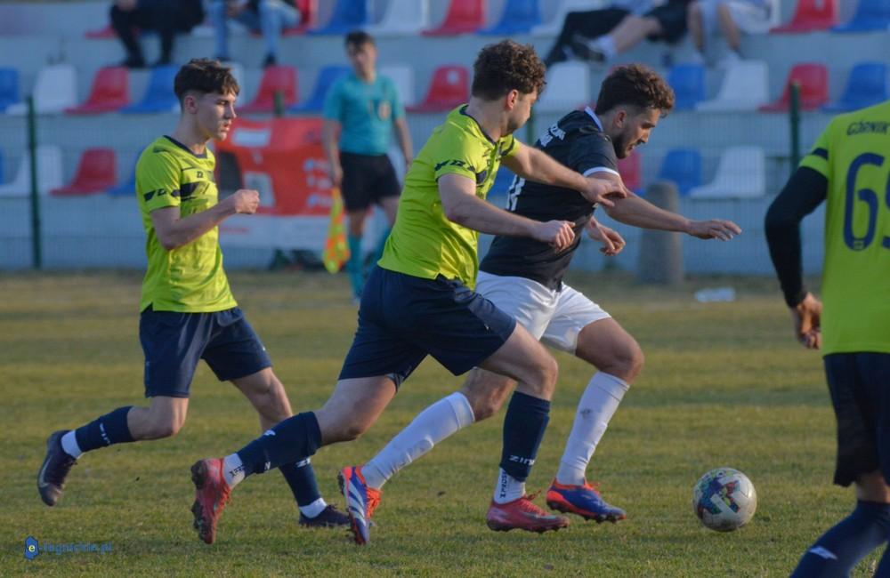 Grad goli na inaugurację wiosny (FOTO)