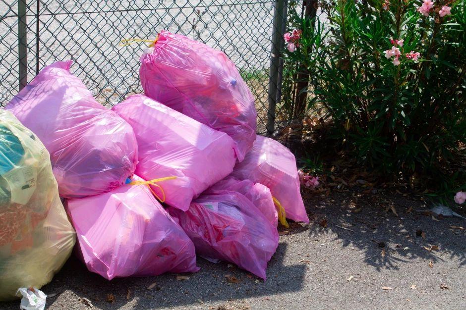 Zbiórka odpadów tekstylnych i ubrań w Legnicy - zasady i harmonogram