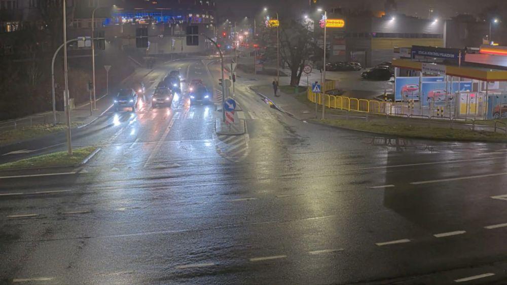 Powstanie sygnalizacja świetlna przy galerii Cuprum Arena