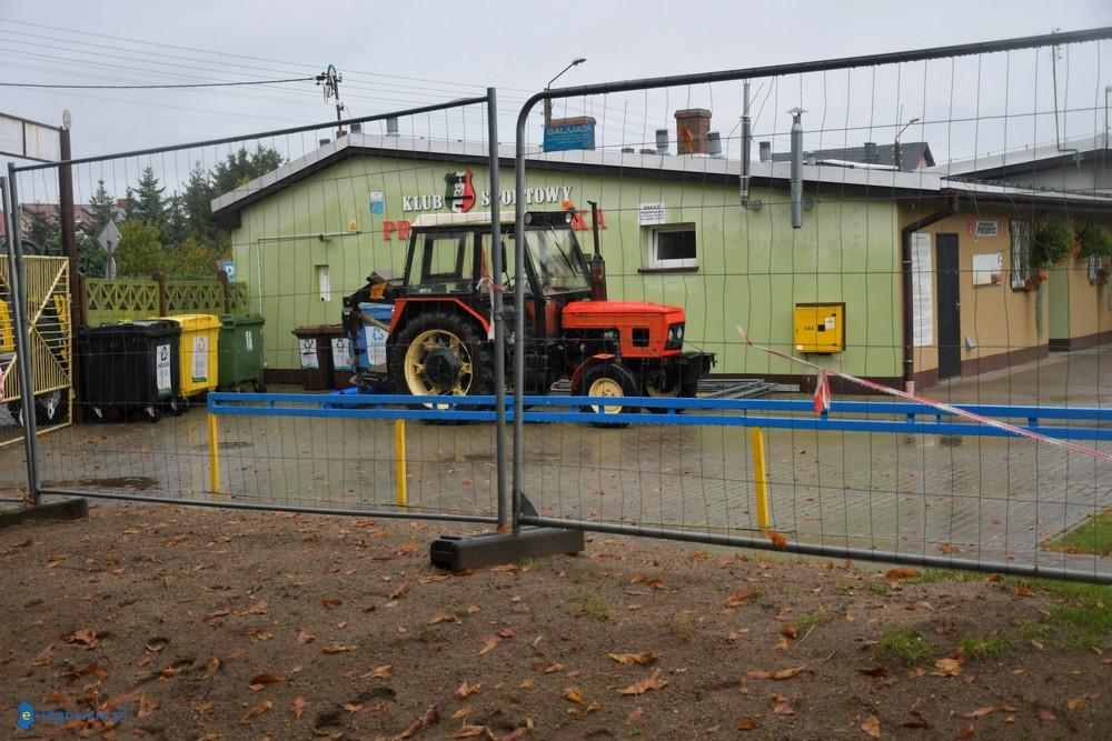 Modernizacja boiska w Szczedrzykowicach i stadionu w Prochowicach (FOTO)
