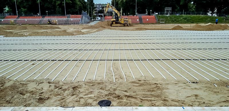 Modernizacja boiska Chrobrego. Będzie podgrzewana murawa