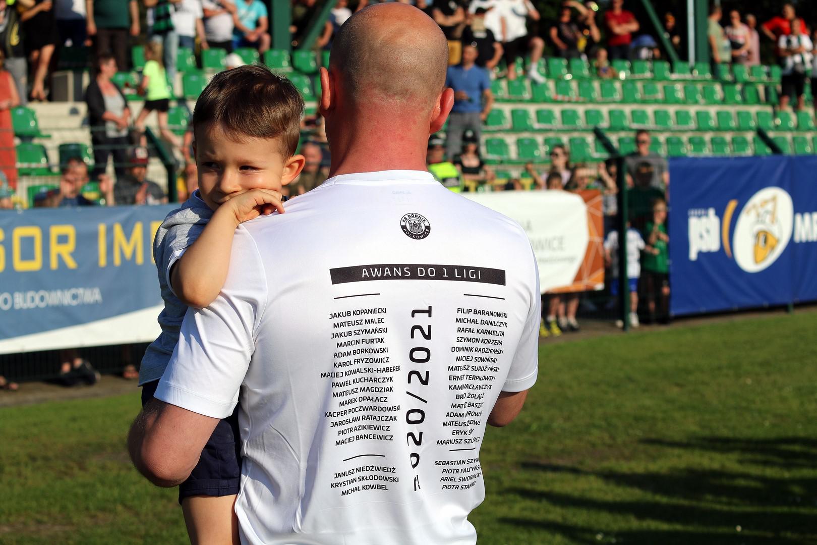Jest awans - jest cenna pamiątka. Plus dla marketingu Górnika!