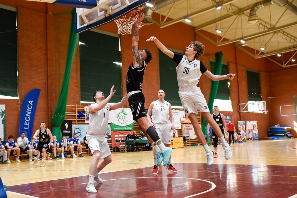 Basket o awans zagra w niedzielę (FOTO)