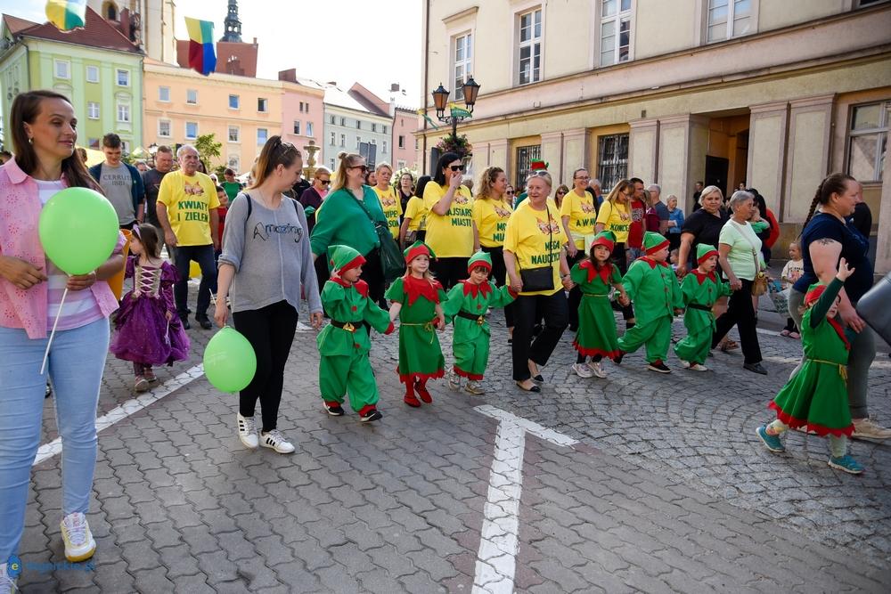 Cudny korowód rozpoczął Dni Złotoryi (FOTO)