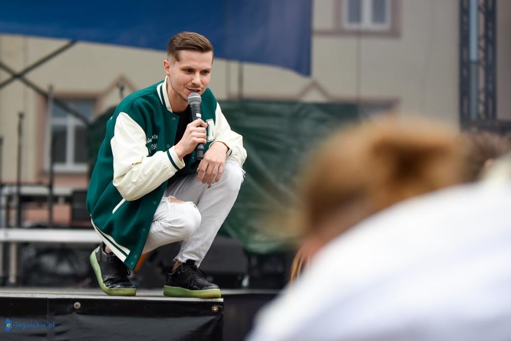Magiczny wieczór z Szymonem Chodynieckim za nami (FOTO)