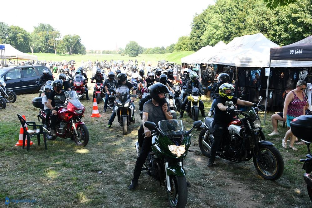Piknik Motocyklowy przy parku (FOTO)