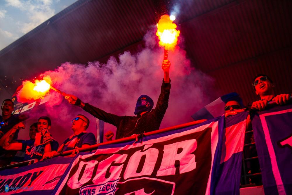 Pełny stadion w Lubinie. Znajdź się na trybunach (FOTO)