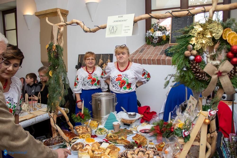 Tłumy na XV Kaczawskim Jarmarku Bożonarodzeniowym (FOTO)
