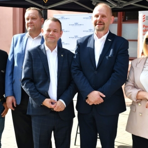 dworzec-jawor-fot-zjak50