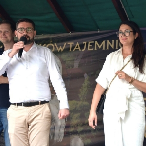 zamek-grodziec-lato0fot-zjak006