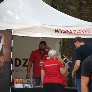 zamek-grodziec-lato0fot-zjak048