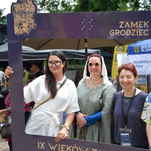 zamek-grodziec-lato0fot-zjak105