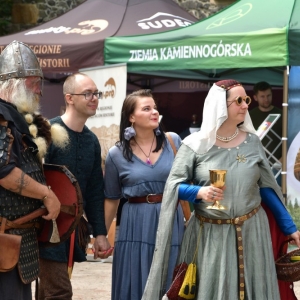zamek-grodziec-lato0fot-zjak111