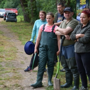 mistrzostwa-w-plukaniu-zlota-w-rzece-fot-zj034