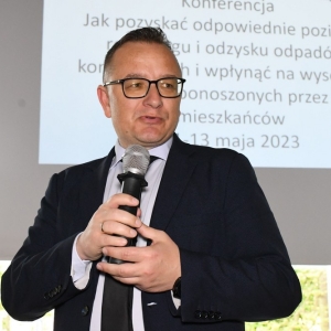 konfa-izba-odpadow-fot-ewajak77