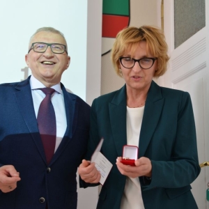 odznaczenia-dla-pracownikow-szpitala03