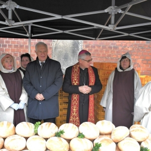 sledz-chleb-jalmuzna-fot-zjak35
