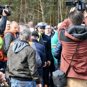 protest-przeciw-odpadom-chojnow-fot-zjak085