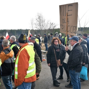 protest-przeciw-odpadom-chojnow-fot-zjak087