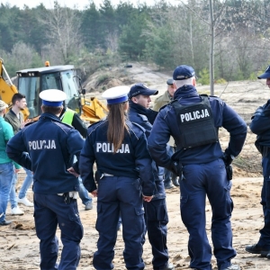 protest-przeciw-odpadom-chojnow-fot-zjak136