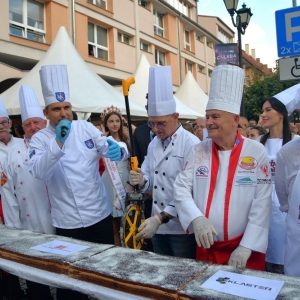 rekord-piernika-fot-ewajak140