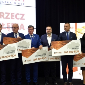 kghm-dla-samorzadow-fot-zjak50